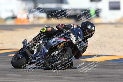 media/Jan-14-2024-SoCal Trackdays (Sun) [[2e55ec21a6]]/Turn 16 Set 2 (1125am)/